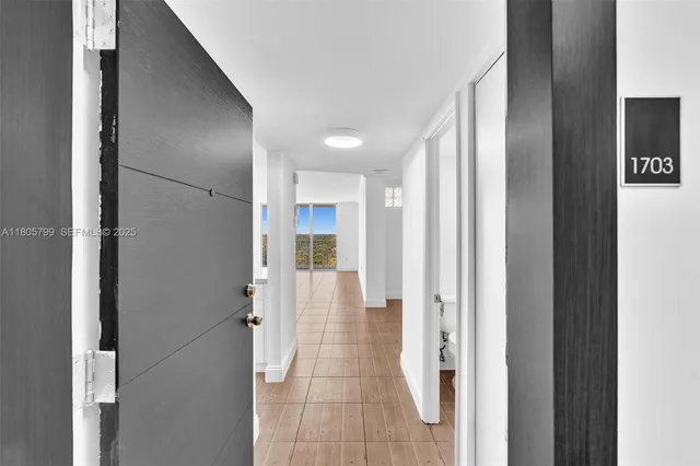 1-bedroom home at 2801 NE 183rd Street #1703W, Aventura