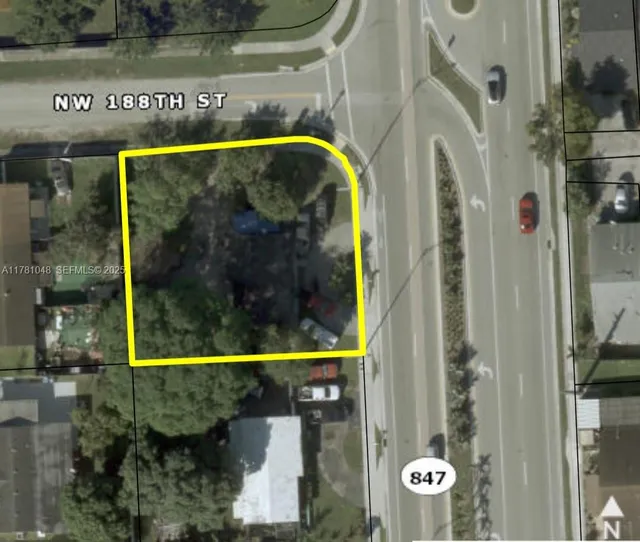 3-bedroom home at 18730 NW 47th Avenue, Miami Gardens