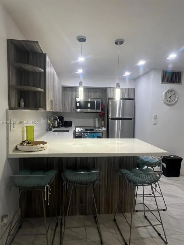 2-bedroom home at 2145 Pierce Street #422, Hollywood