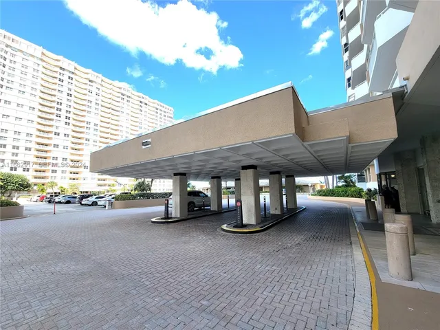 1-bedroom home at 1980 S Ocean Drive #2C, Hallandale Beach