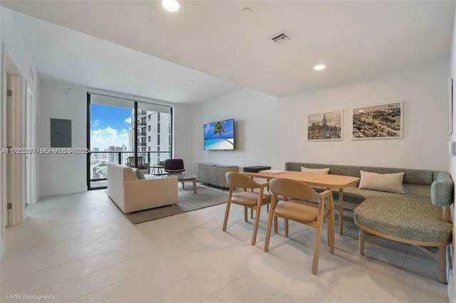 1-bedroom home at 159 NE 6 3913 #3913, Miami