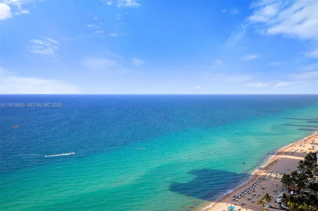 3-bedroom home at 3101 S Ocean Drive #2708, Hollywood