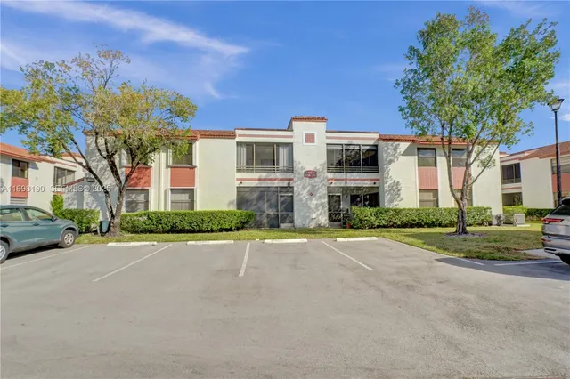 2-bedroom home at 1104 N Hiatus Road #1104, Pembroke Pines