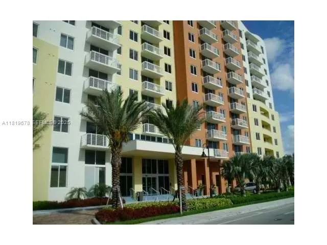 1-bedroom home at 2775 NE 187th Street #407, Aventura