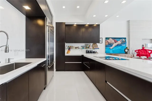 3-bedroom home at 3700 Island Boulevard #CPH03, Aventura