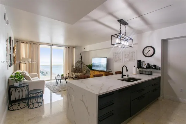 1-bedroom home at 1830 S Ocean Drive #1712, Hallandale Beach