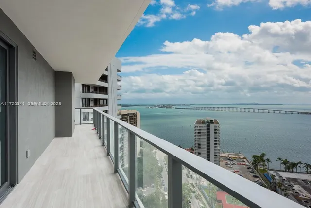 2-bedroom home at 1451 Brickell Avenue #2103, Miami