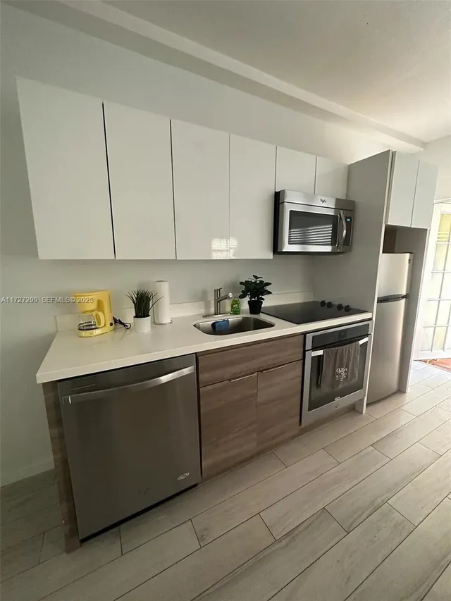 1-bedroom home at 1450 Meridian Avenue #107, Miami Beach