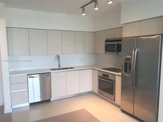1-bedroom home at 4250 Biscayne Boulevard #1211, Miami