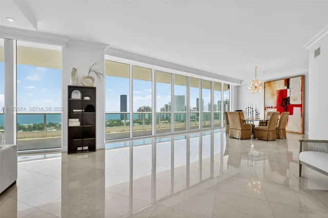 4-bedroom home at 20155 NE 38th Court #2201, Aventura