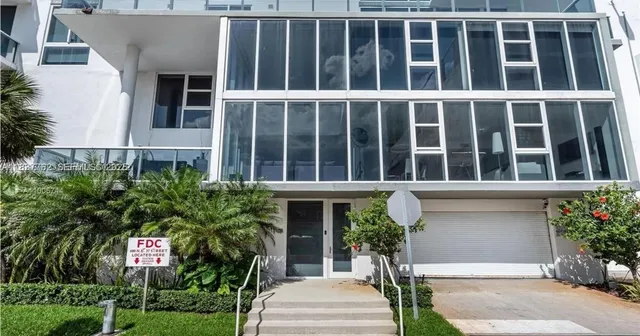 3-bedroom home at 600 NE 27th Street #105, Miami