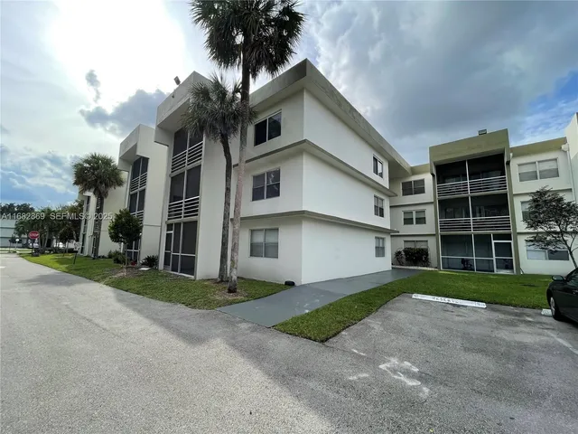 2-bedroom home at 4255 N University Drive #201, Sunrise