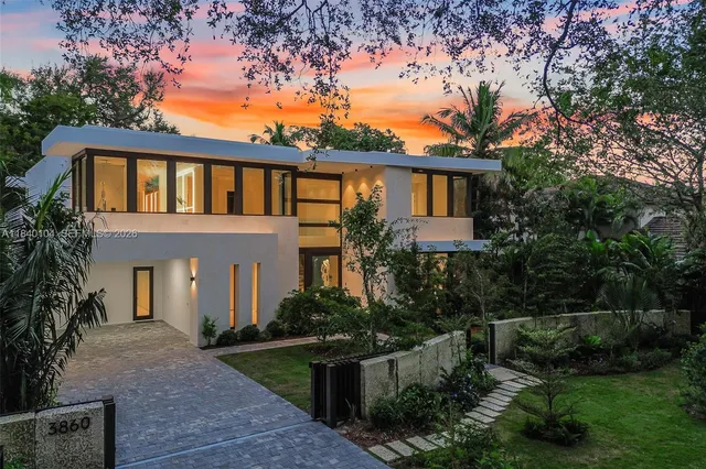 7-bedroom home at 3860 Little Avenue, Miami