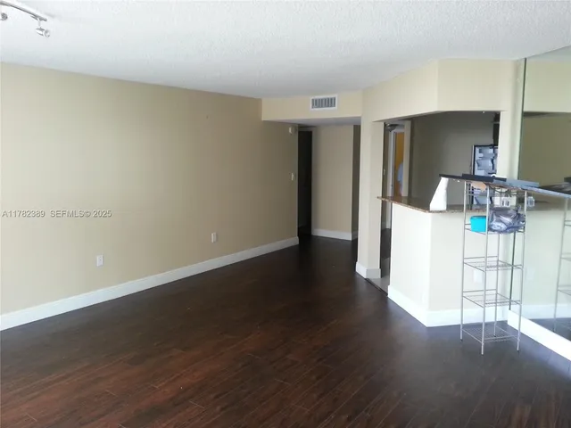 1-bedroom home at 2750 NE 183rd Street #2607, Aventura