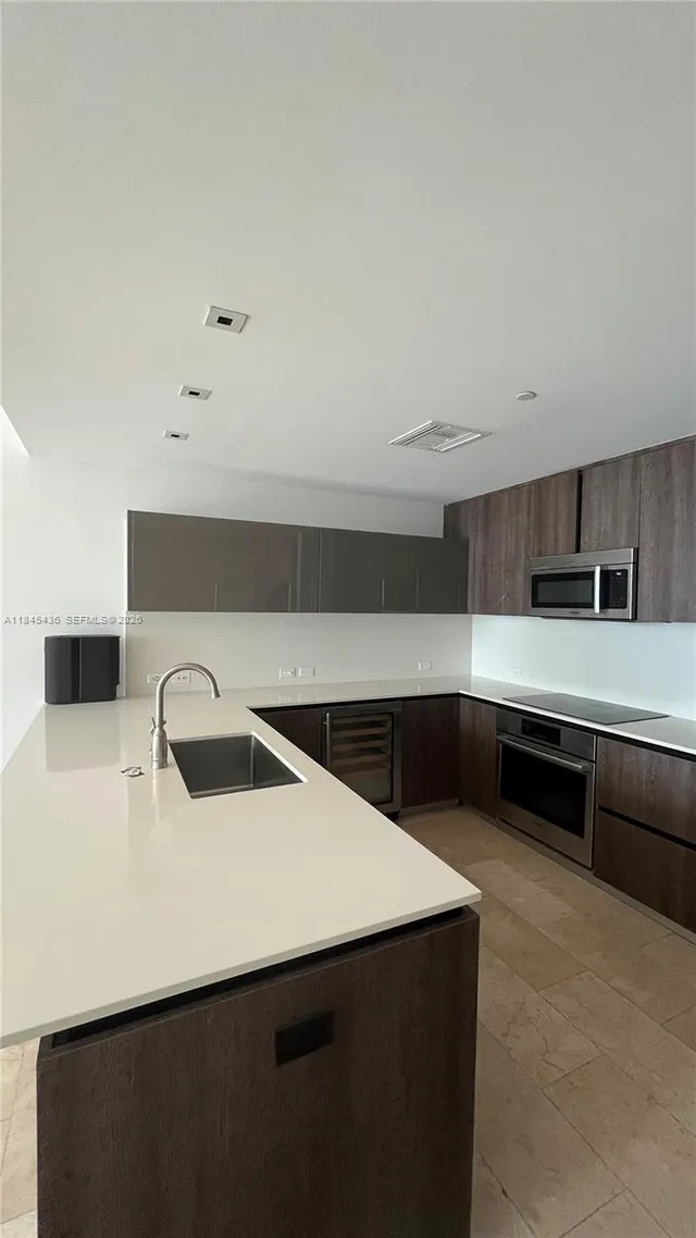 2-bedroom home at 88 SW 7th Street #2603, Miami
