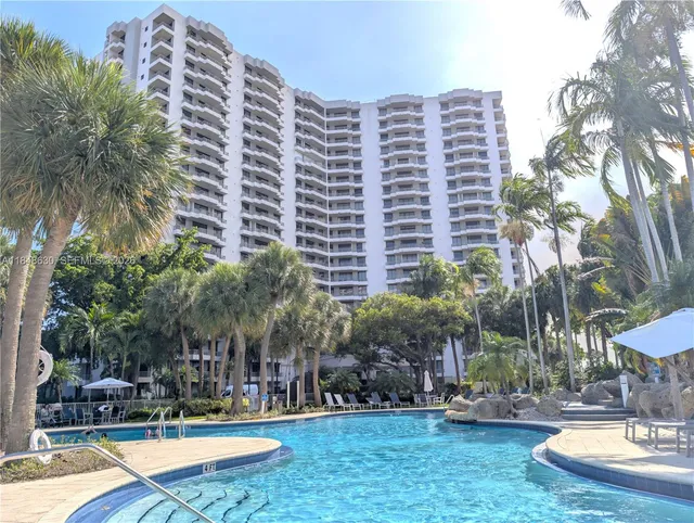 3-bedroom home at 3300 NE 191 Street #1207, Aventura