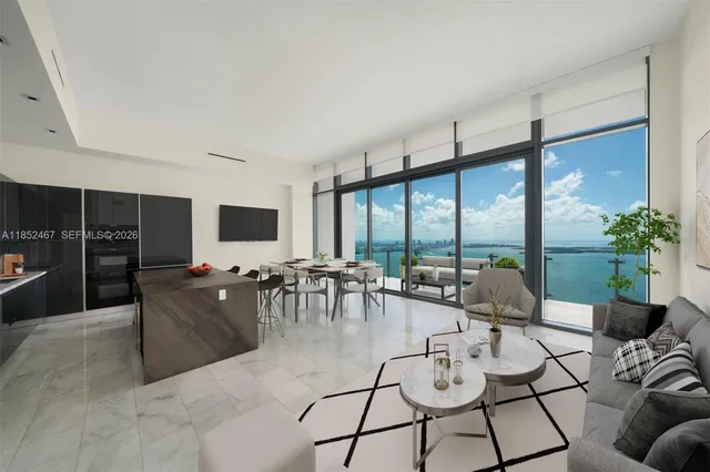 3-bedroom home at 1451 Brickell Avenue #5302, Miami