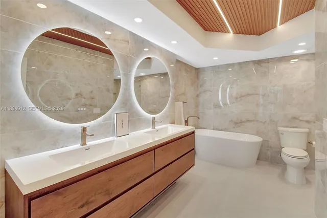 2-bedroom home at 3370 Hidden Bay Drive #812, Aventura