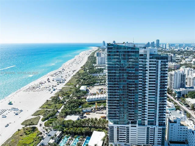 3-bedroom home at 101 20th Street #3803, Miami Beach