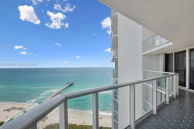 2-bedroom home at 16485 Collins Avenue #2035, Sunny Isles Beach