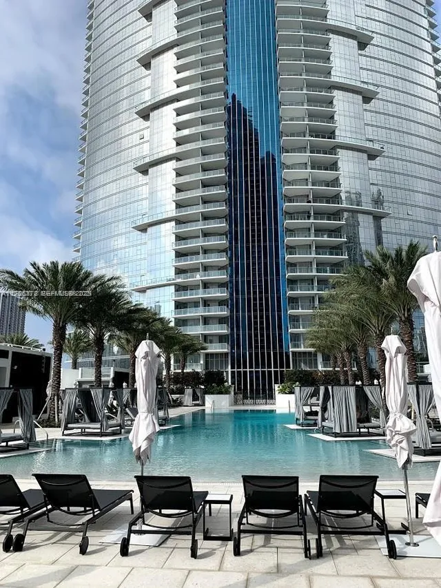 1-bedroom home at 851 NE 1st Avenue #3002, Miami