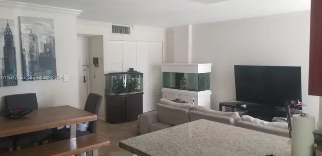 1-bedroom home at 17021 N Bay Road #127, Sunny Isles Beach