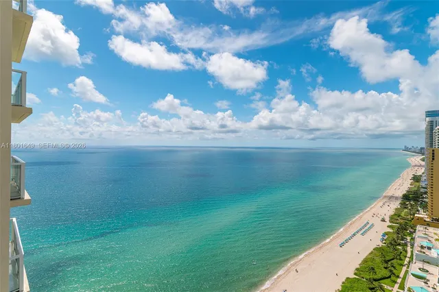 2-bedroom home at 16699 Collins Avenue #3401, Sunny Isles Beach