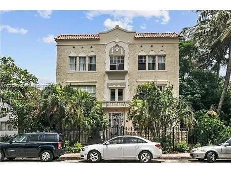 1-bedroom home at 1611 Michigan Avenue #25, Miami Beach