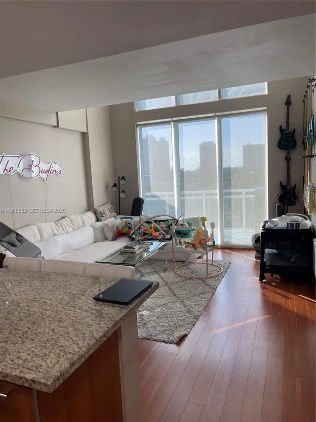 2-bedroom home at 3000 NE 188th Street #706, Aventura