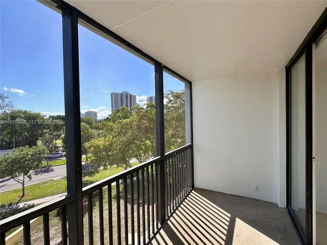 1-bedroom home at 3301 N Country Club Drive #410, Aventura