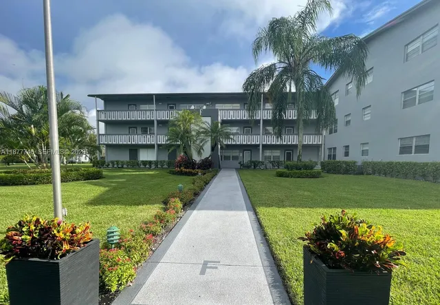 1-bedroom home at 251 S Suffolk F 251 #251, Boca Raton