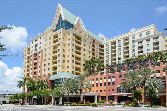 2-bedroom home at 110 N Federal Hwy 705 #705, Fort Lauderdale