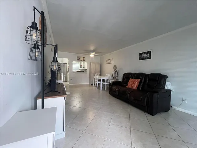 2-bedroom home at 5387 SW 40th Avenue #103, Dania Beach