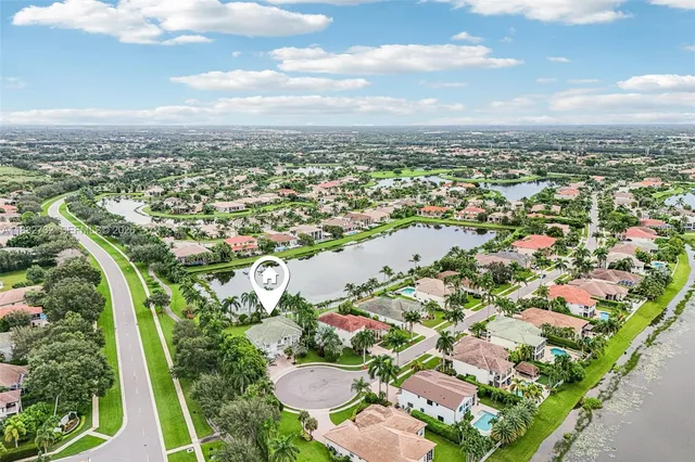 6-bedroom home at 11759 Paradise Cove Lane, Wellington