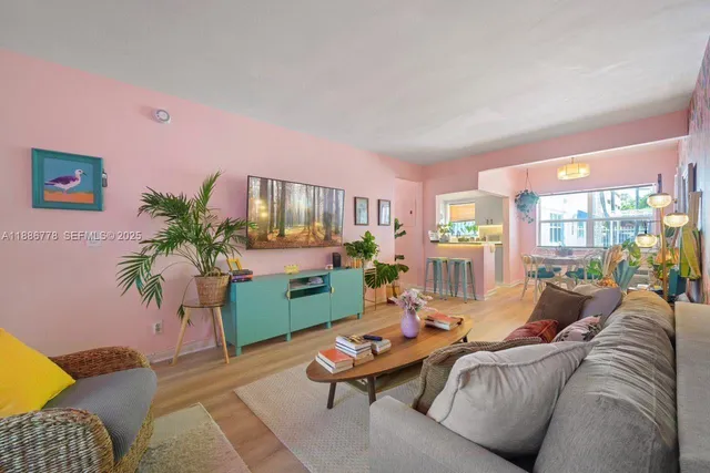 1-bedroom home at 315 Van Buren Street #104B, Hollywood