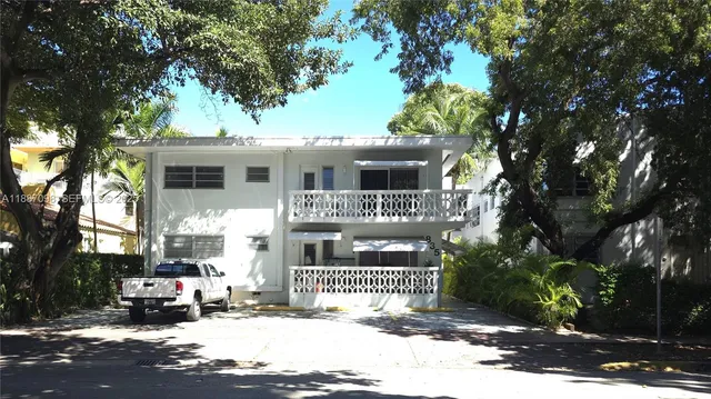 1-bedroom home at 835 Meridian Avenue #4, Miami Beach