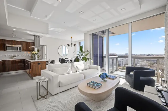 2-bedroom home at 6899 Collins Avenue #1610, Miami Beach