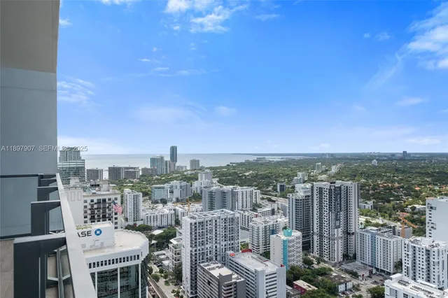 2-bedroom home at 88 SW 7th Street #3910, Miami