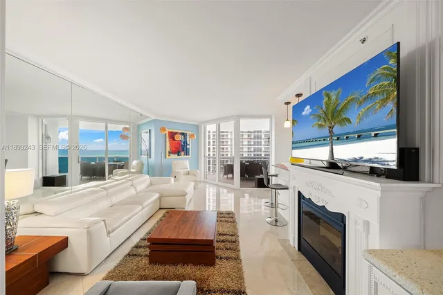 2-bedroom home at 4775 Collins Avenue #1708, Miami Beach