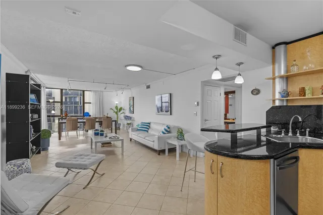 2-bedroom home at 20379 W Country Club Drive #2039, Aventura