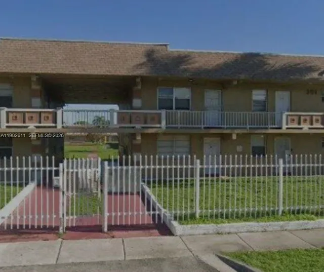 2-bedroom home at 301 NW 177th Street #136, Miami Gardens