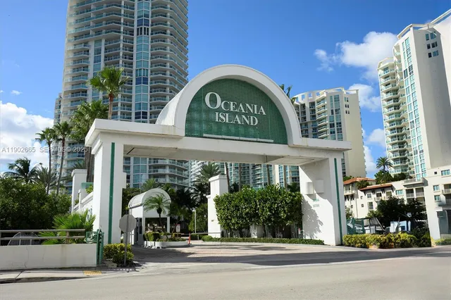 2-bedroom home at 16500 Collins Avenue #2055, Sunny Isles Beach