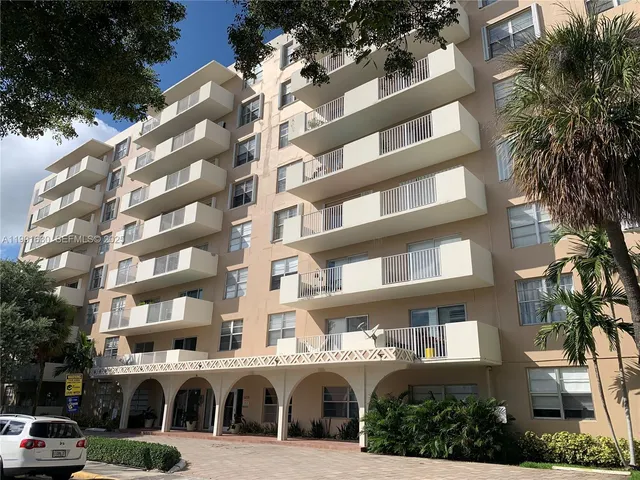 1-bedroom home at 1455 N Treasure Drive #2M, North Bay Village