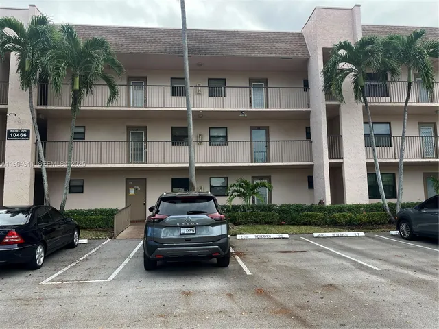 1-bedroom home at 10466 Sunrise Lakes Boulevard #108, Sunrise