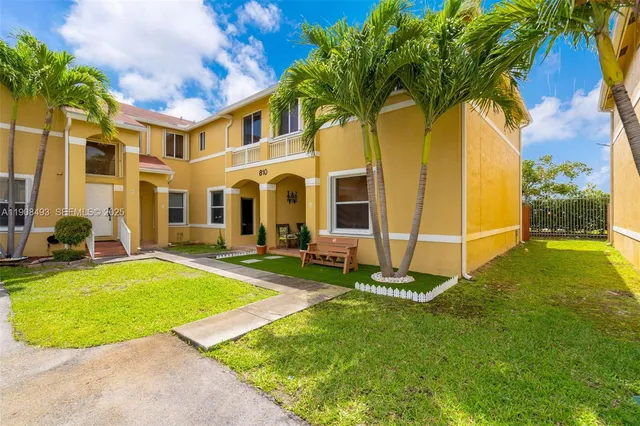 3-bedroom home at 810 NE 212th Terrace #2, Miami