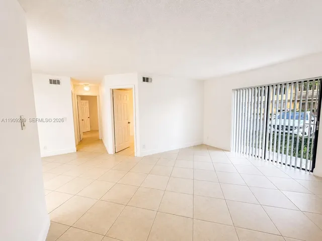 2-bedroom home at 523 Trace Circle #105, Deerfield Beach
