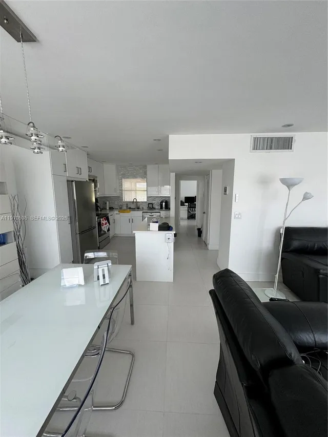 1-bedroom home at 1501 Arthur Street #10, Hollywood