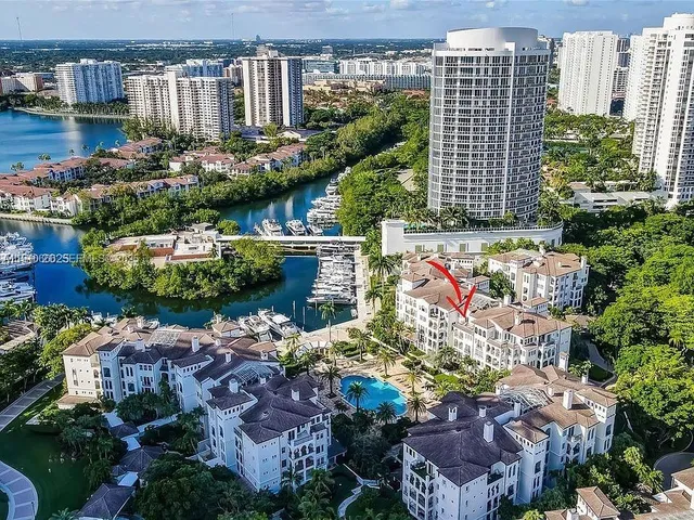 2-bedroom home at 3900 Island Boulevard #B-303, Aventura
