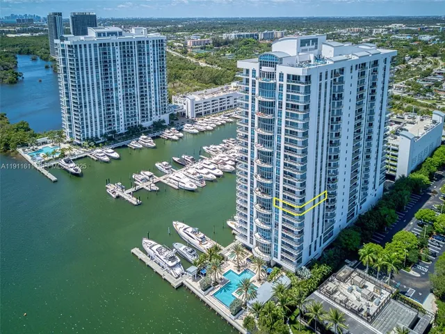 3-bedroom home at 17301 Biscayne Boulevard #910, North Miami Beach