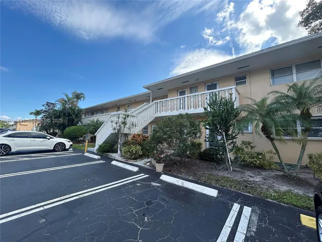 1-bedroom home at 2112 NE 1st Way #203, Boynton Beach